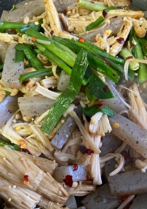 えのきとこんにゃくの炒め物-レシピのメイン写真