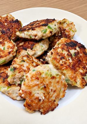 ふんわり洋風ねぎつくね（チキンハンバーグ）-レシピのメイン写真