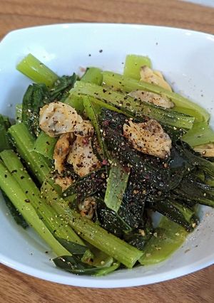 STAUBで作る！小松菜とあさりの蒸し煮-レシピのメイン写真