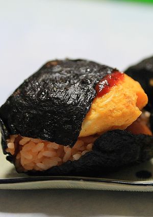 ウィンナーinオムライスおにぎり-レシピのメイン写真