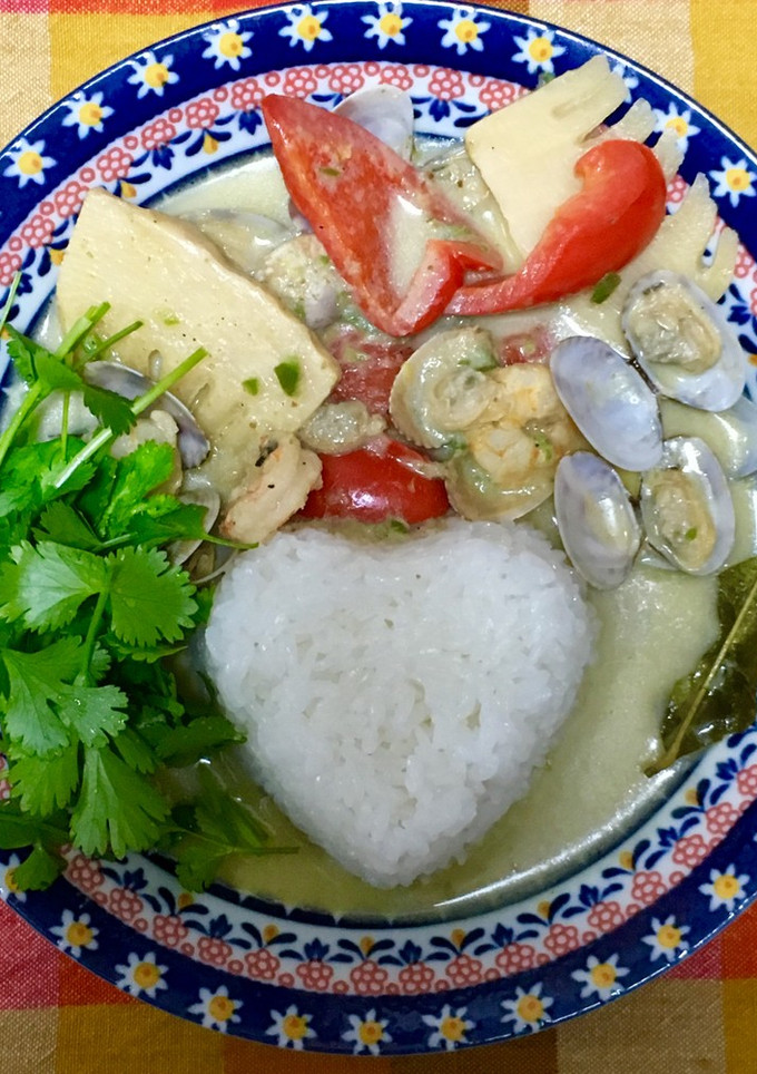 簡単本格あさりとエビのグリーンカレー-レシピのメイン写真