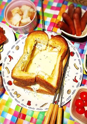 パーティーにもう一品、簡単パンフォンデュ-レシピのメイン写真