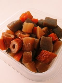 こんにゃく大根竹輪の煮物-レシピのメイン写真