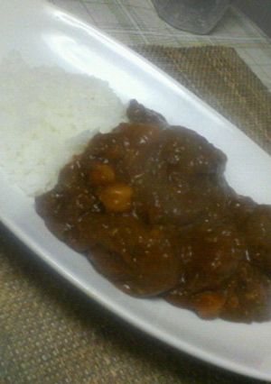 中身は何かな？ミートボールカレー-レシピのメイン写真