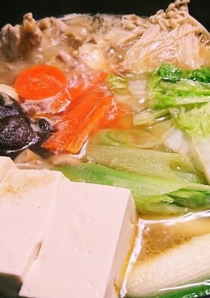 旨ウマ♪カラダぽかぽか生姜風味の寄せ鍋-レシピのメイン写真