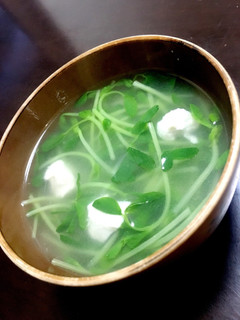 豆苗と鶏胸肉のさっぱりスープ-レシピのメイン写真