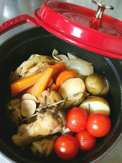 STAUBで簡単 手羽元ポットロースト-レシピのメイン写真