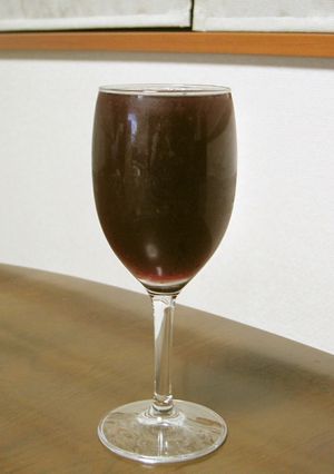 ティント・デ・ベラーノ赤ワインの炭酸水割-レシピのメイン写真