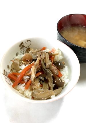 カンタン♪きのこたっぷり混ぜご飯♪-レシピのメイン写真