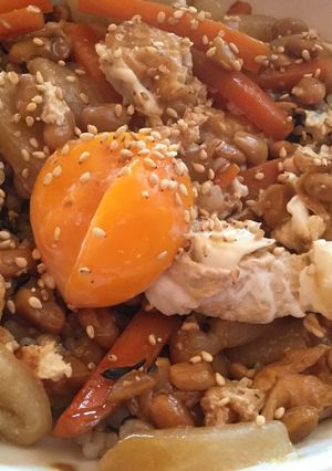 納豆とハヤトウリのきんぴら卵丼-レシピのメイン写真