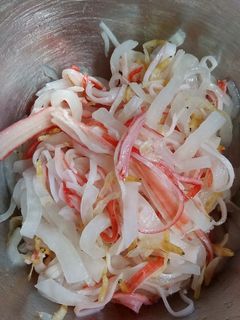 簡単時短~大根とカニカマで和え物風サラダ-レシピのメイン写真