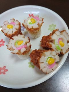 竹輪とかまぼこのお花~♪(*‾∇‾)ノ-レシピのメイン写真