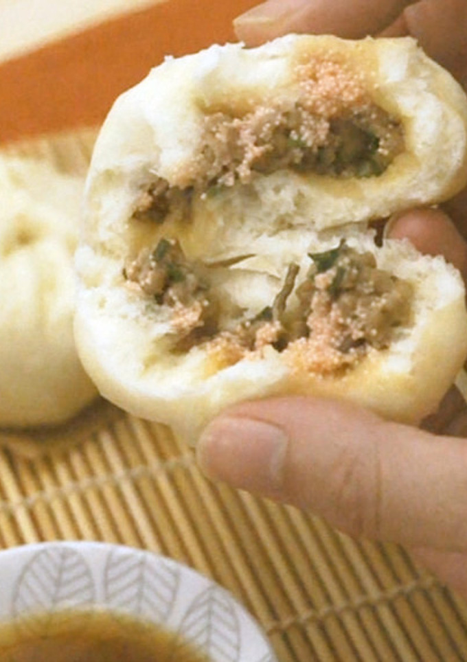 簡単☆あったか☆めんたいこ蒸し焼き肉まん-レシピのメイン写真