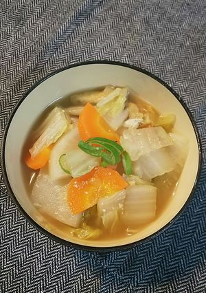 野菜たっぷりしみしみ白菜のお味噌汁-レシピのメイン写真