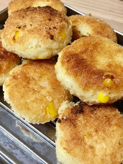 簡単♪カフェ定食に付いてるコーンコロッケ-レシピのメイン写真