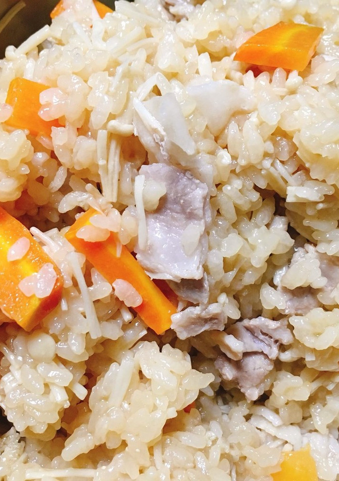 豚肉 きのこ 炊き込みご飯 簡単 qc-レシピのメイン写真