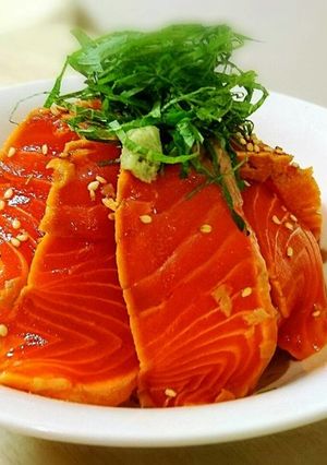 江戸前の仕事　簡単　サーモンのづけ丼-レシピのメイン写真