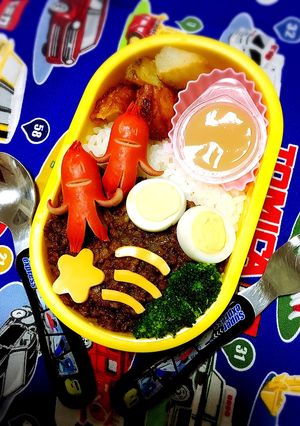 キャラ弁 簡単 ドライカレー宇宙弁当-レシピのメイン写真