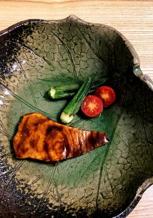 ヨシダグルメのたれで。メカジキの照り焼き-レシピのメイン写真