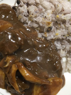 鹿端肉と舞茸のカレー-レシピのメイン写真