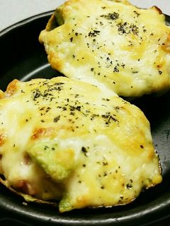 アボカドチーズ焼き-レシピのメイン写真