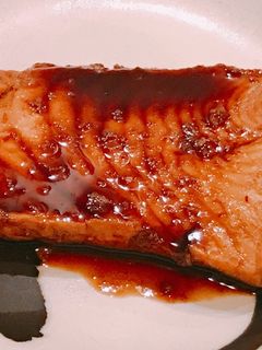 サメの、にんにく風味の甘辛照り焼き!-レシピのメイン写真