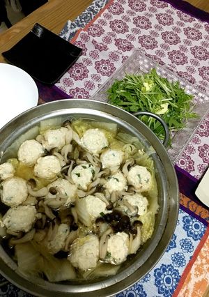 鶏むね肉の鶏団子鍋♡-レシピのメイン写真