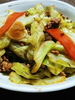 豚ひき肉とキャベツの赤味噌炒め-レシピのメイン写真