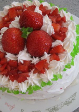 ふわっふわスポンジのショートケーキ♪-レシピのメイン写真
