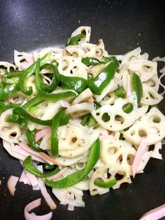 蓮根の塩胡椒炒め-レシピのメイン写真