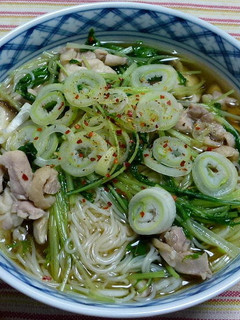 鶏もも肉と水菜のはりはりにゅうめん-レシピのメイン写真
