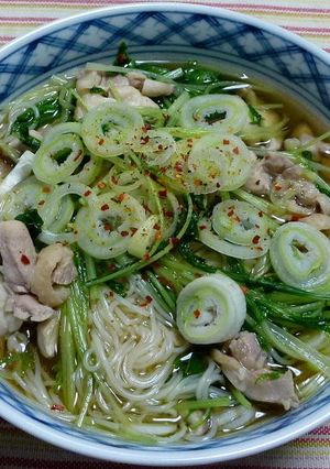 鶏もも肉と水菜のはりはりにゅうめん-レシピのメイン写真
