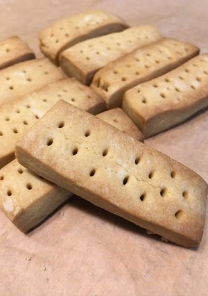 見た目はカロリーメイト！黒みつクッキー-レシピのメイン写真