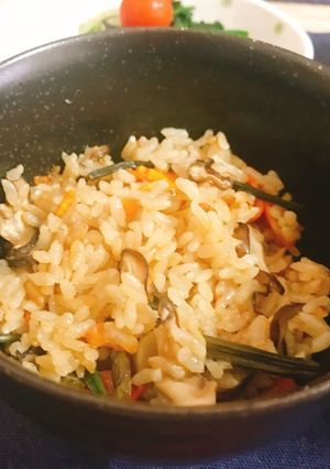 山菜の炊き込みご飯:-)-レシピのメイン写真