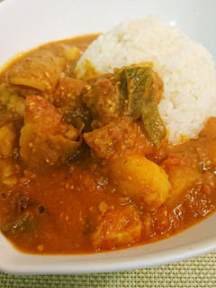 子持ちヤリイカと野菜畑トマト煮カレー-レシピのメイン写真