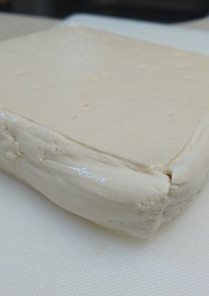 徹底的に水気を取った豆腐-レシピのメイン写真