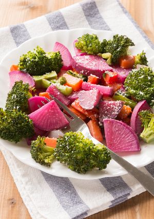 紅くるり大根とブロッコリーの温野菜-レシピのメイン写真