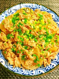 ご飯が進む♡豚バラ大根のピリ辛甘辛煮-レシピのメイン写真