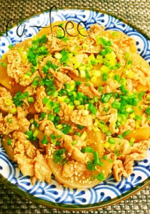 ご飯が進む♡豚バラ大根のピリ辛甘辛煮-レシピのメイン写真