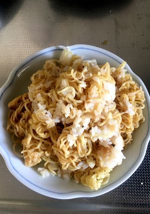 出前一丁のアレンジ-レシピのメイン写真