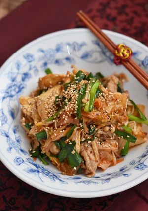 豚こま豆腐とニラのキムチ炒め【作り置き】-レシピのメイン写真