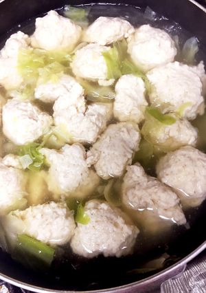 簡単☆ふわふわつるりん鶏団子-レシピのメイン写真