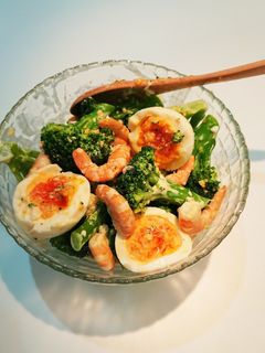 エビとブロッコリーと玉子の味噌マヨサラダ-レシピのメイン写真