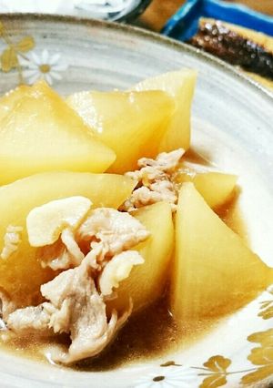 ～ニンニク香る～豚肉と大根の煮物-レシピのメイン写真