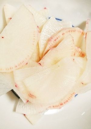 シャキシャキが美味しい！紅化粧大根の浅漬-レシピのメイン写真
