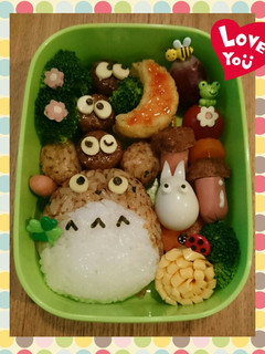 秋☆トトロとまっくろくろすけのキャラ弁❤-レシピのメイン写真