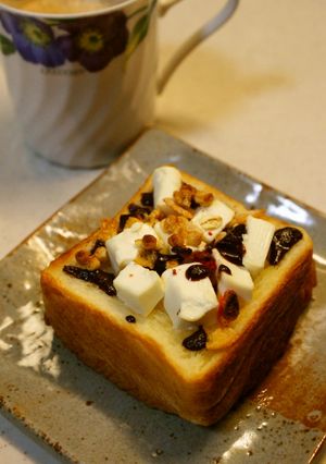 クリチ＆フルグラ＆生チョコのトースト-レシピのメイン写真
