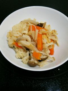 きのこの炊き込みご飯-レシピのメイン写真