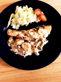 サーモンとホタテのきのこクリーム煮-レシピのメイン写真