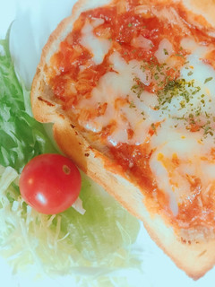 朝食に!ツナとミートソースのトースト-レシピのメイン写真